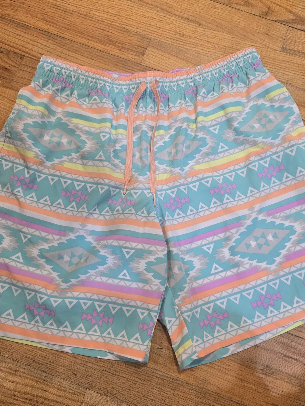 Chubbies Mens "The En Feugos" Swim Trunks Size L